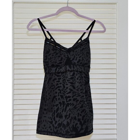 Lululemon Women's Black Animal Print Just Breathe Tank Size 6 2597 - Picture 13 of 15